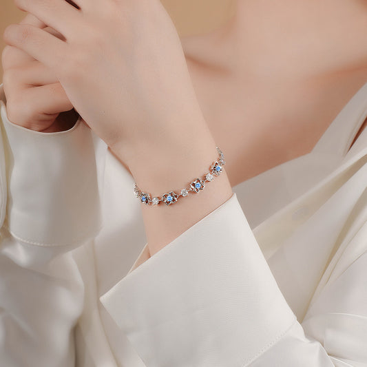 Silver ocean blue four-leaf clover bracelet for women, light luxury, versatile flowers for girlfriend