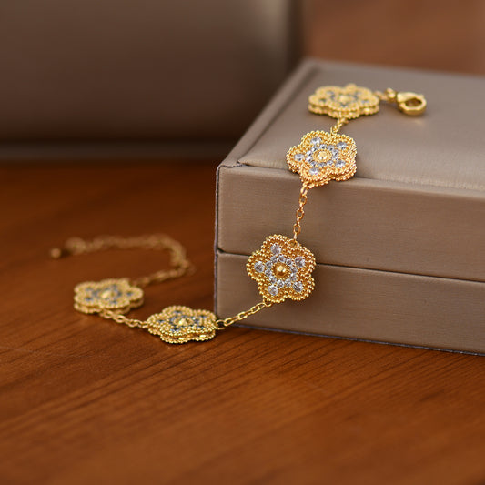 Zirconia hand ornaments love four-leaf clover five-flower bracelet light luxury fashion women's popular jewelry