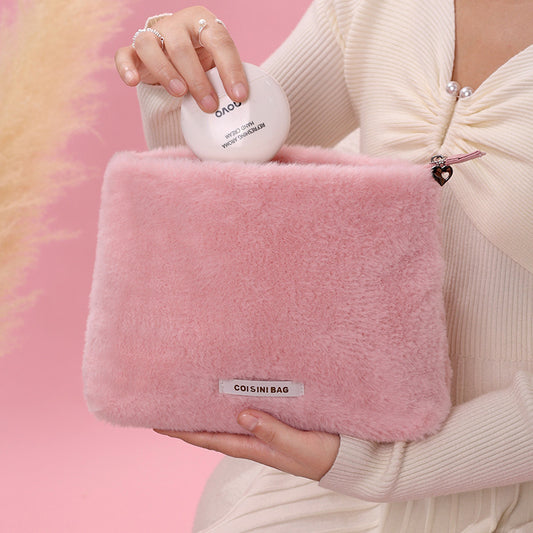Fashion Plush Cosmetic Bag Travel Portable Skin Care Product Storage Bag Winter Travel Toiletries Storage Bag