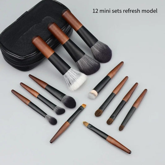 Portable 12 Piece Mini Wool Cosmetic Brush Set Short Shot Eye Shadow Brush Concealer Travel Package